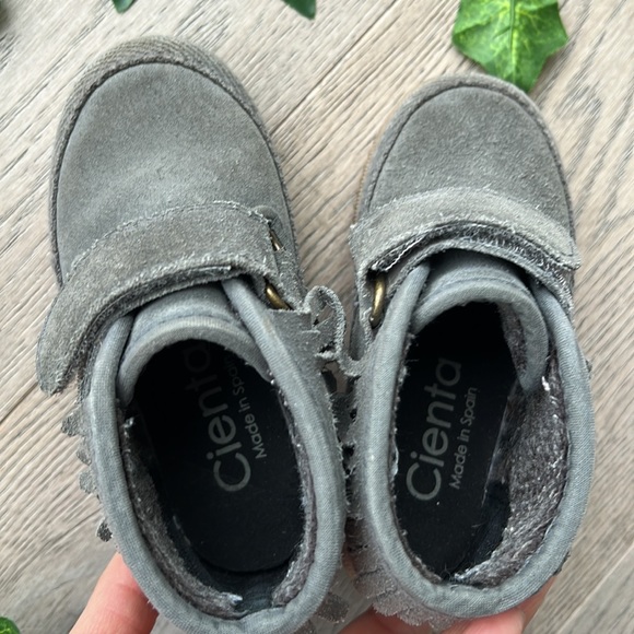Toddler grey suede boots made in Spain - Picture 4 of 5